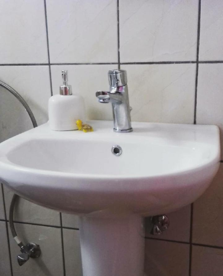 Apelati Hotell Keri Exteriör bild