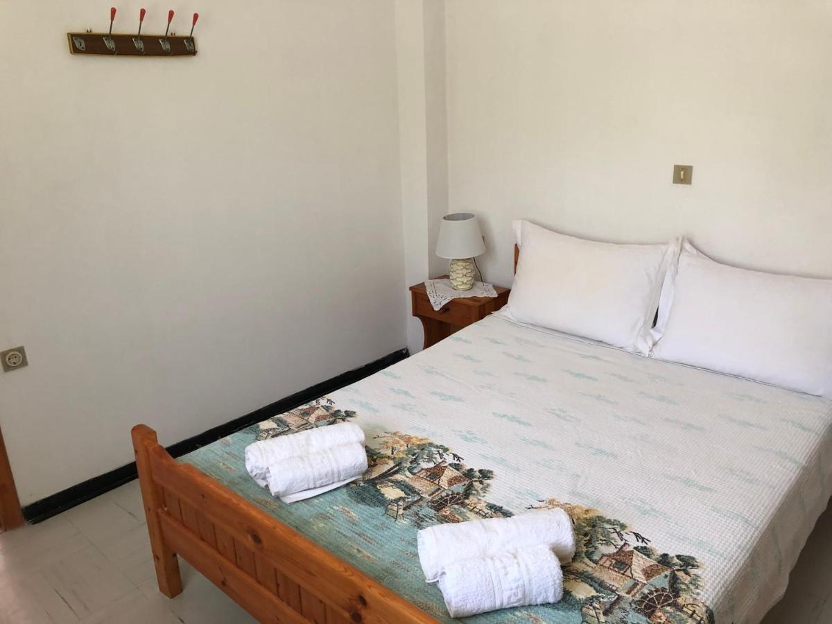 Apelati Hotell Keri Exteriör bild