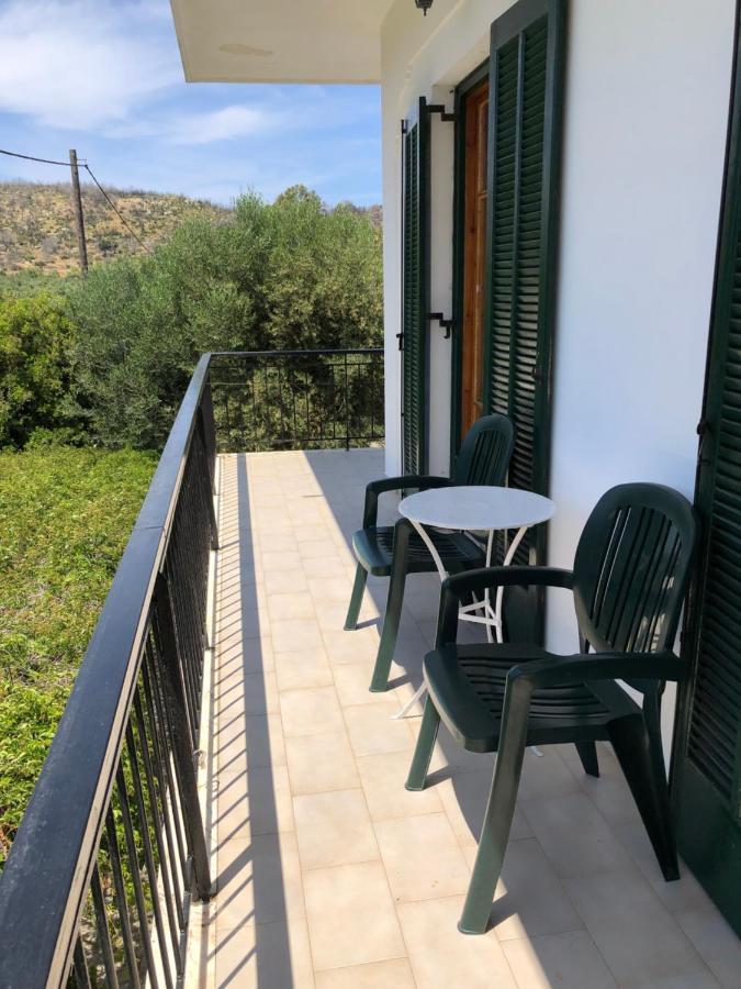 Apelati Hotell Keri Exteriör bild